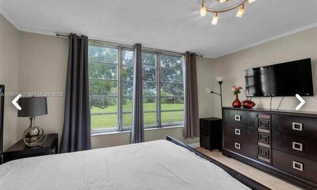 Building Photo - 2671 S Course Dr