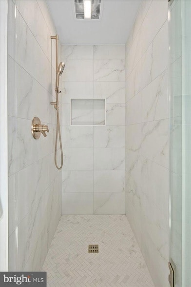 Building Photo - 911 N Irving St