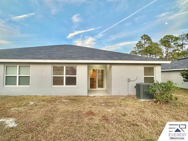 Building Photo - 10 Ryall Ln