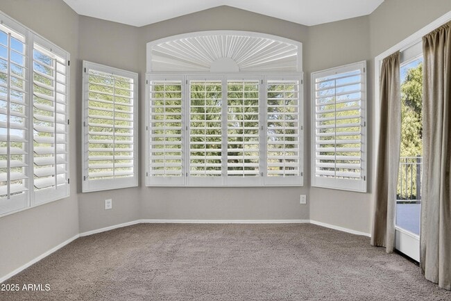 Building Photo - 4302 E Mossman Rd