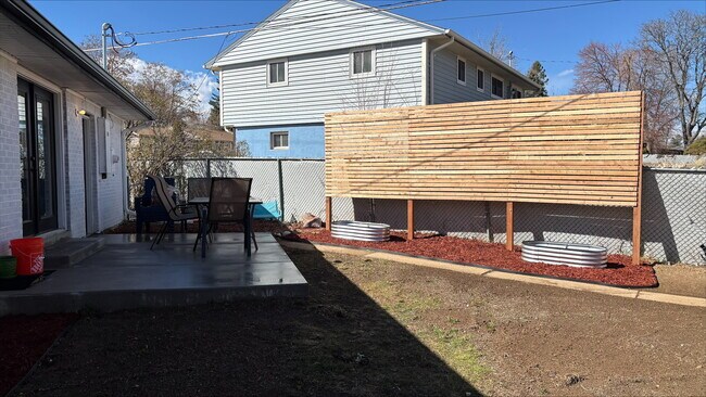 Building Photo - 7604 Reed St