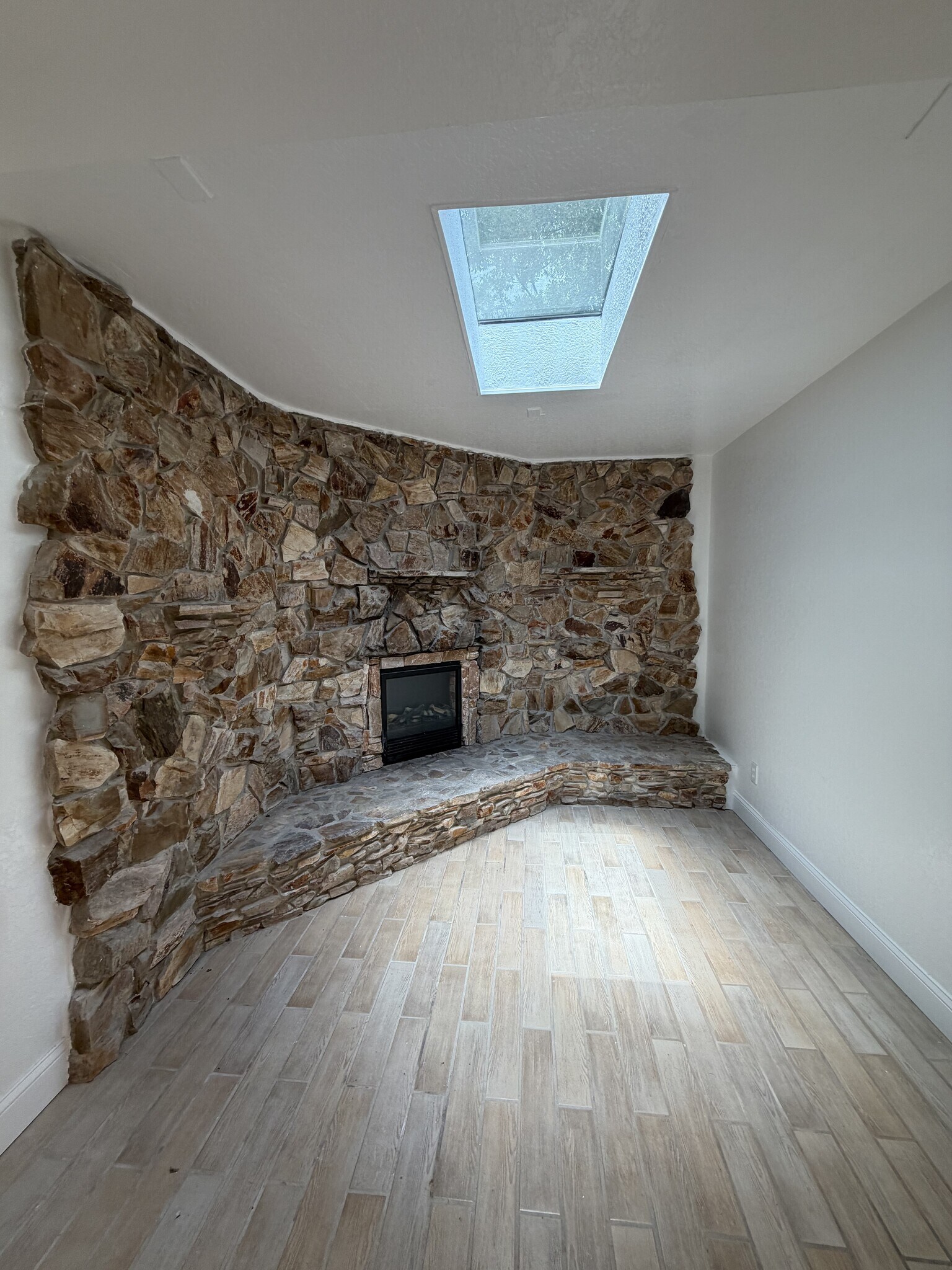 Building Photo - 1 Bed/1 Bath
