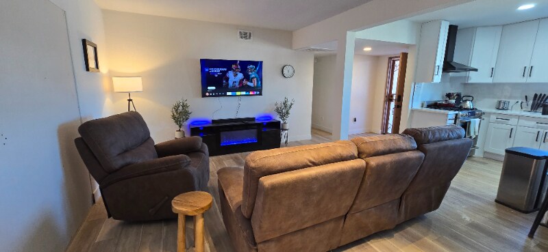 Building Photo - 1733 Ophir Dr