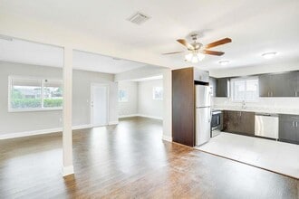 Building Photo - 7421 Normandy St