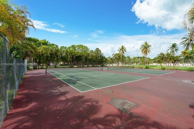 Building Photo - 6350 NW 62nd St