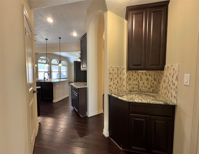 Building Photo - 179 Hearthshire Cir