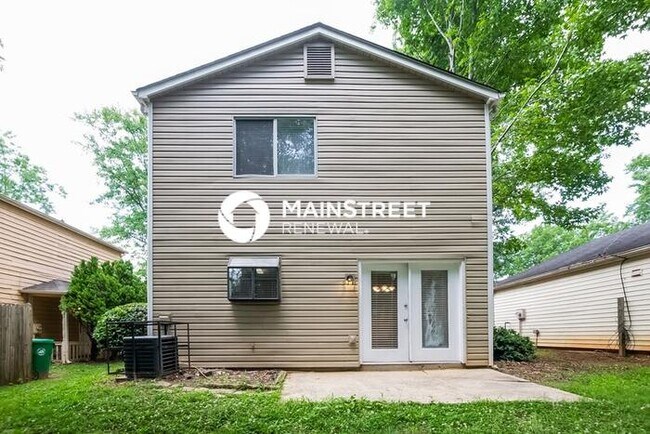 Building Photo - 3 Bedroom Pet-Friendly Home in Stone Mount...