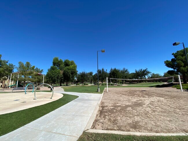 Building Photo - 18686 E Mockingbird Dr