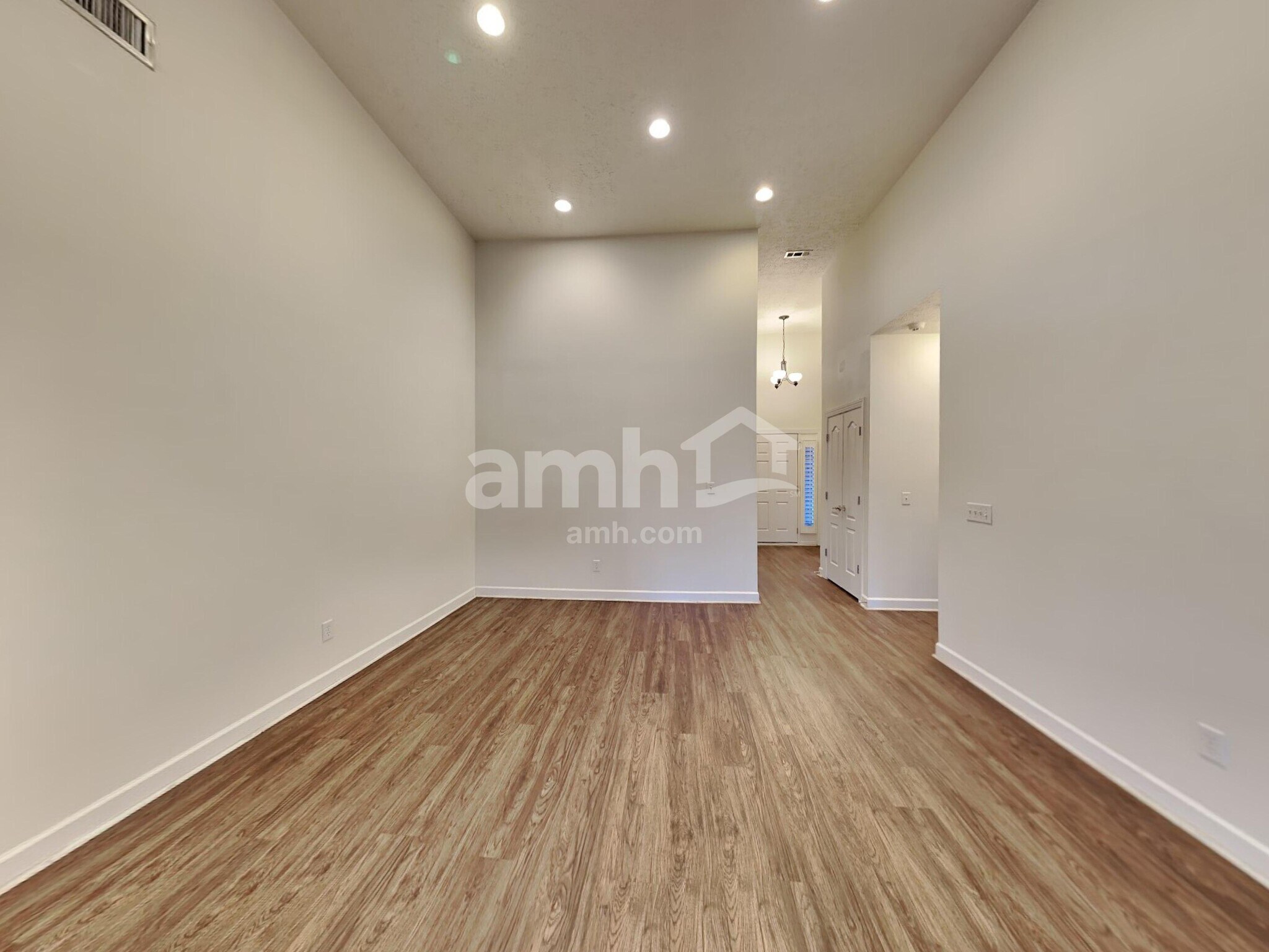 Building Photo - 929 Morning Rd