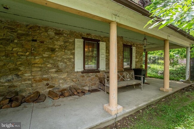 Building Photo - 3115 Gallows Hill Rd