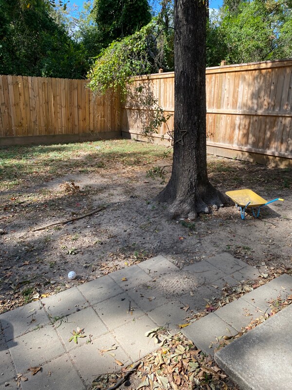 Building Photo - 175 Thunderbird Dr