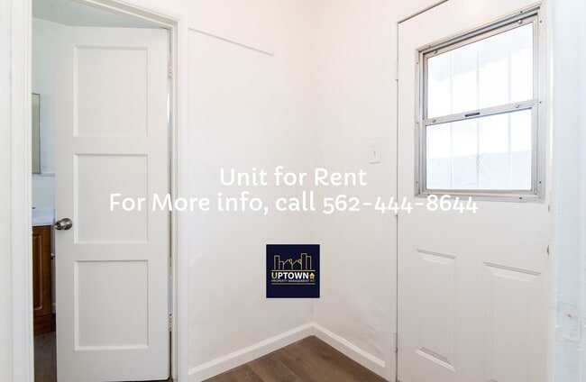 Building Photo - 9254 Park St