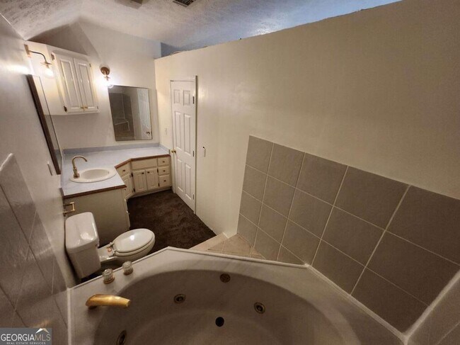 Building Photo - 1247 Wooten Dr