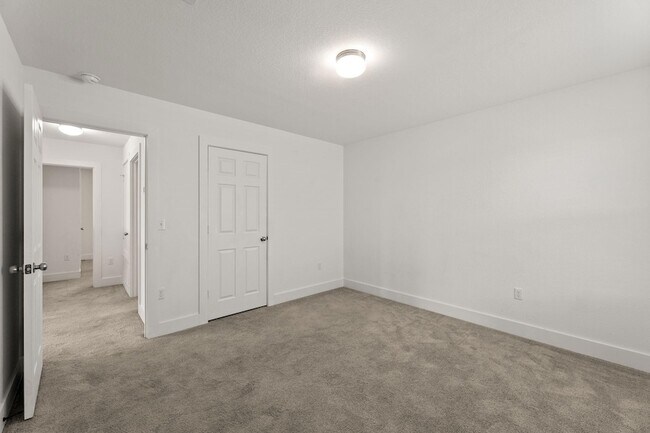 Building Photo - 322 Bonnet Blvd