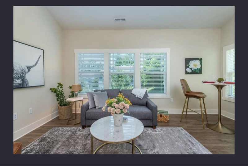 Building Photo - 32 Plant Pl