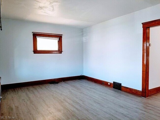 Building Photo - 4249 W 50th St