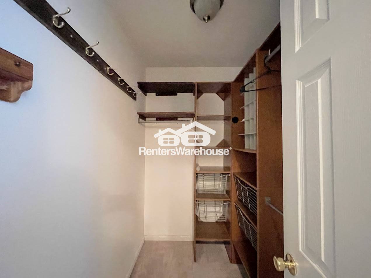 Building Photo - 3305 Camellia Dr