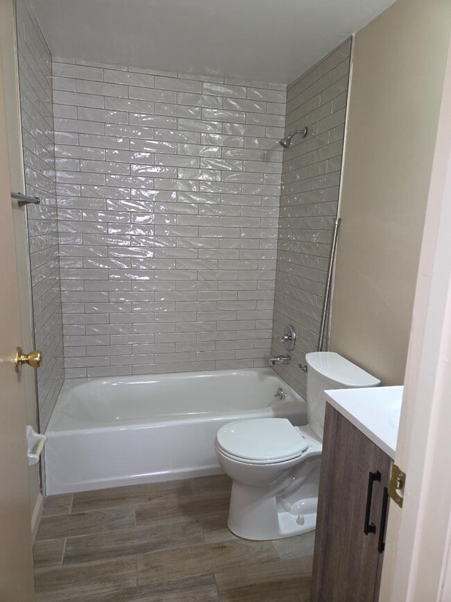 Building Photo - 3883-3885 Bennett Rd. - Bldg 1, #4