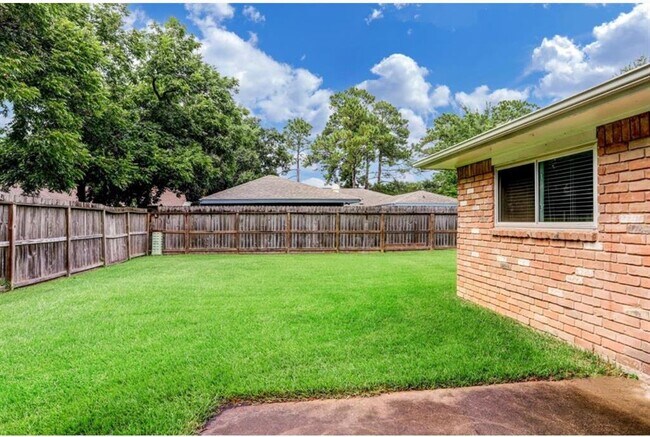 Building Photo - 13822 Wickersham Ln