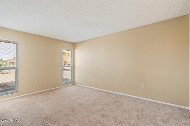 Building Photo - 10528 W Tumblewood Dr