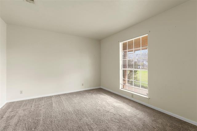 Building Photo - 629 FM697