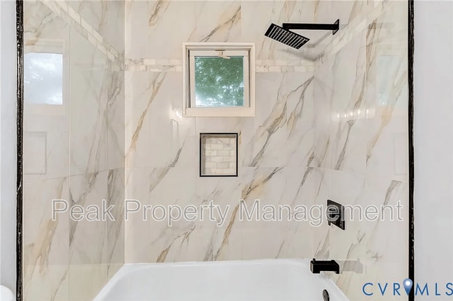 Building Photo - 2003 2nd Ave