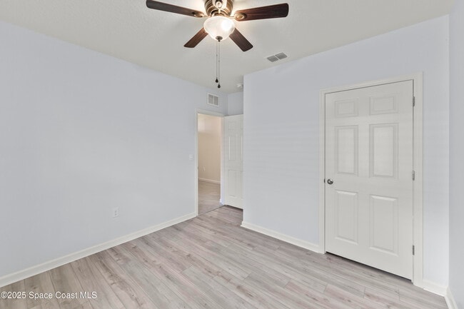 Building Photo - 1015 Dugan CIR SE