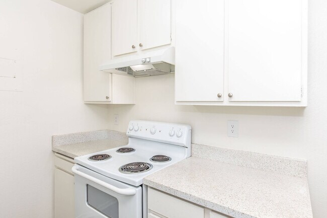 Building Photo - Eastwood Apartment Homes