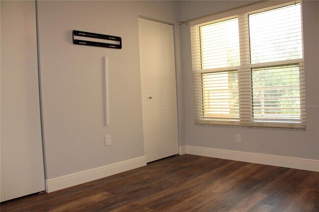 Building Photo - 4410 Fairways Blvd