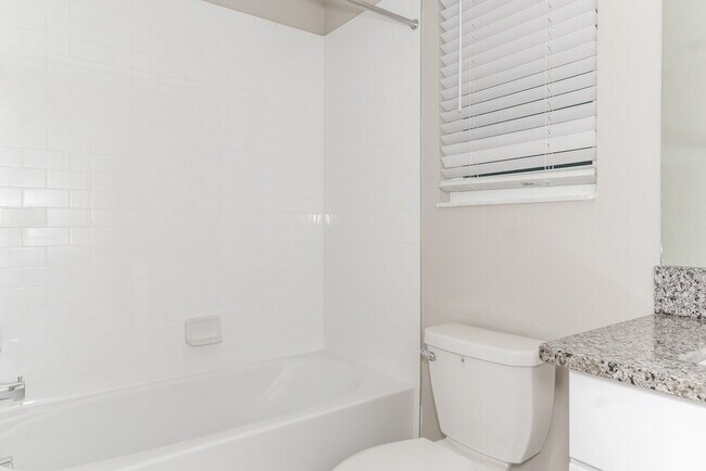 Building Photo - 7314 Spring Snowflake Ave