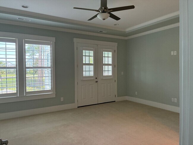 Building Photo - 600 Waterbridge Boulevard