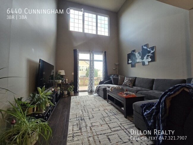 Building Photo - 6440 Cunningham Ct