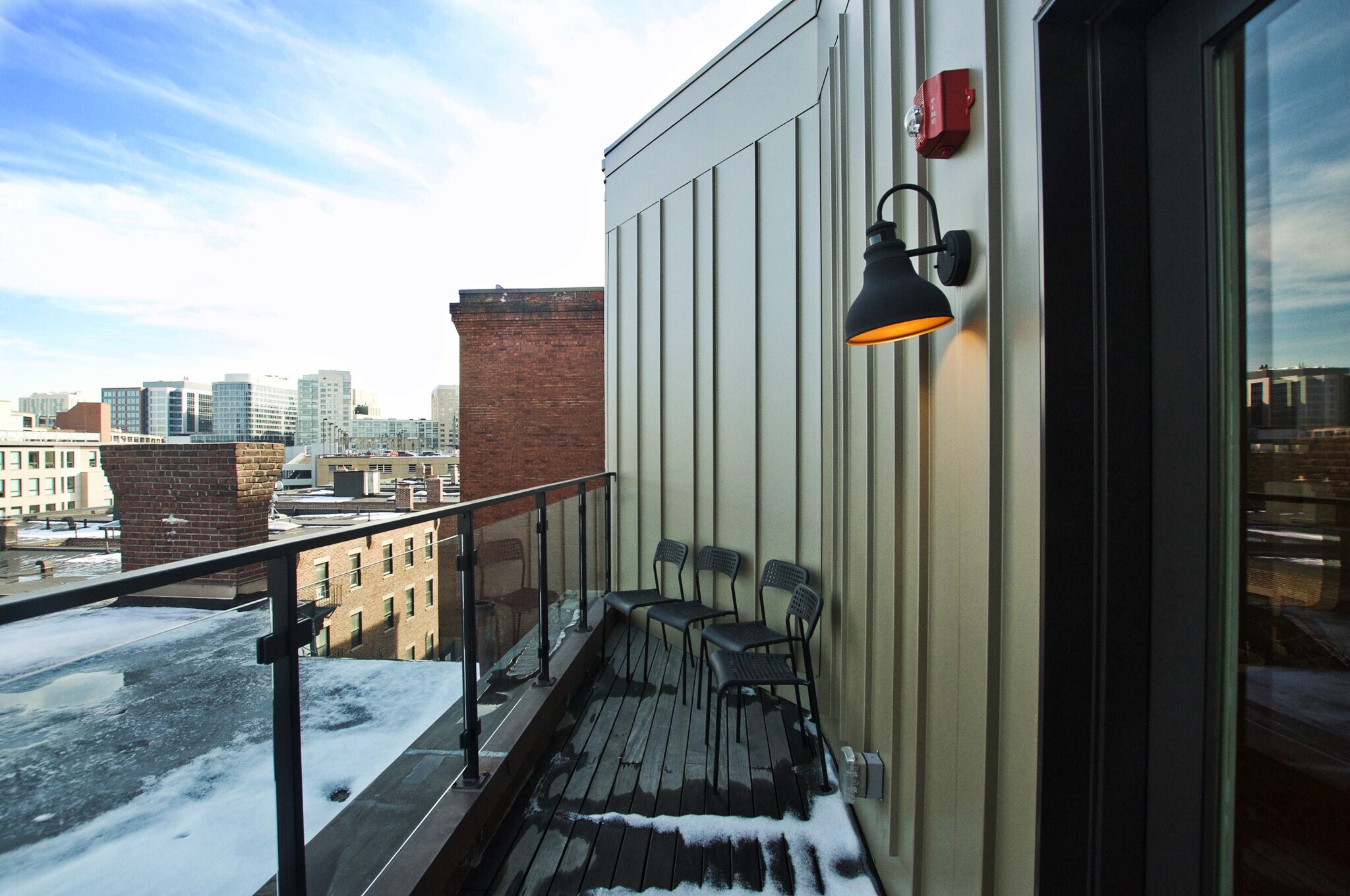 Building Photo - 870 Beacon St
