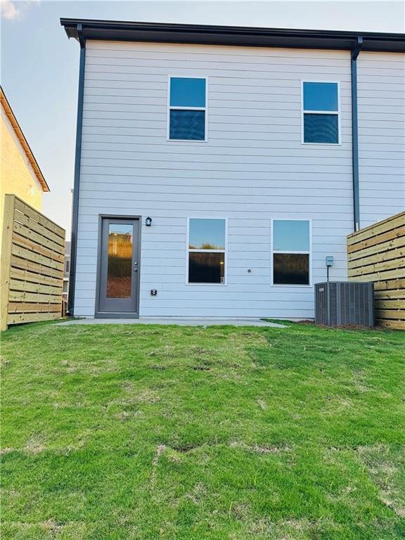 Building Photo - 217 Dupont Dr