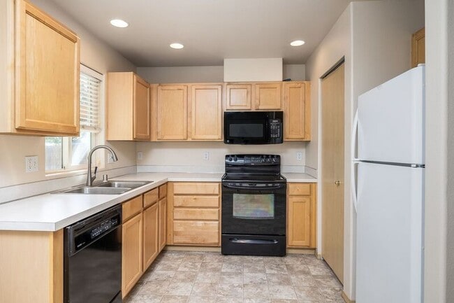 Building Photo - 2737 Jason Loop
