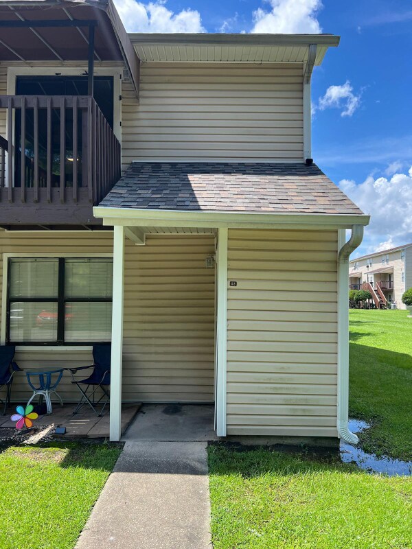 Building Photo - 755 Burcale Rd