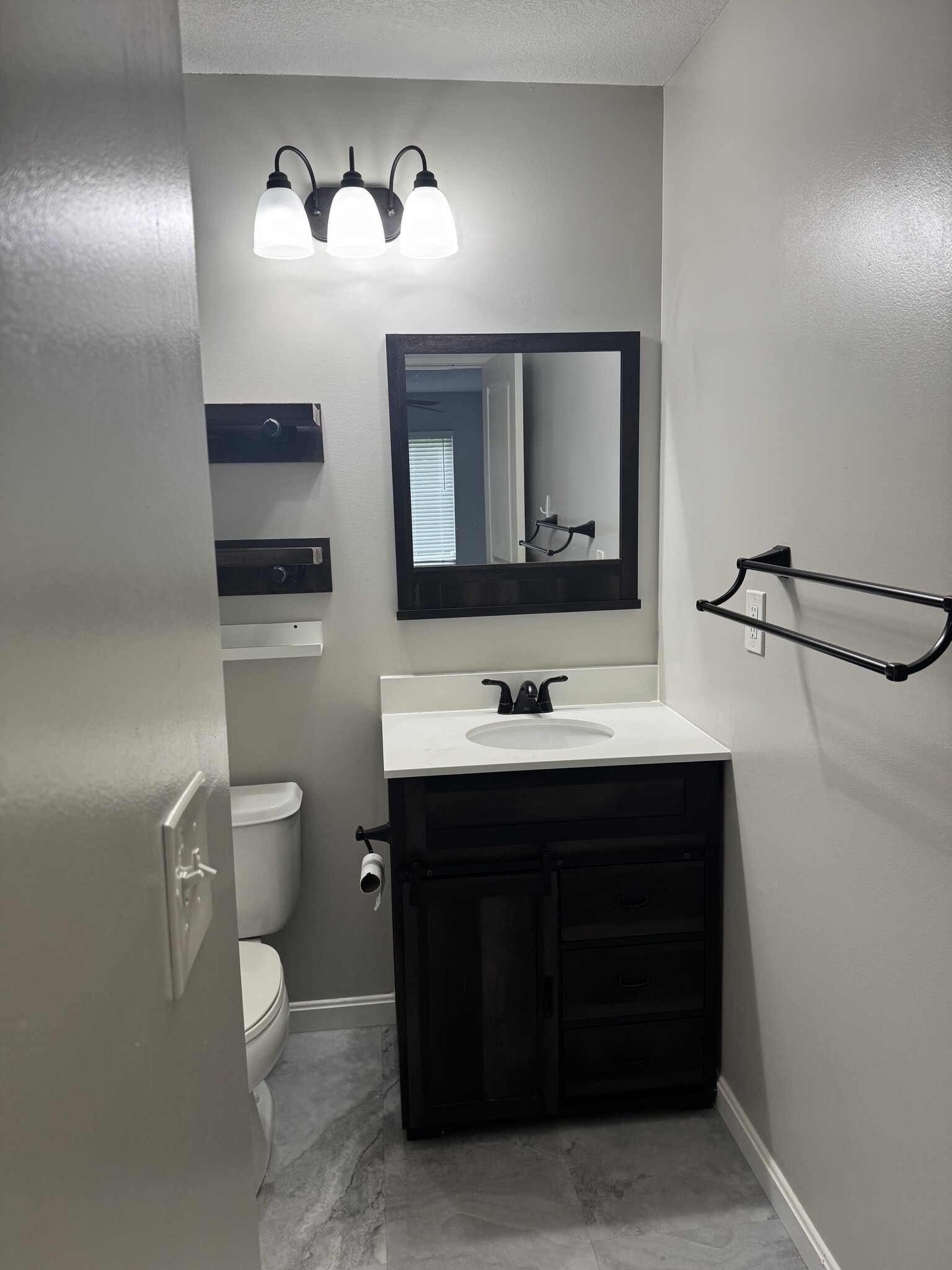 Master bathroom - 5983 Boulder Vw