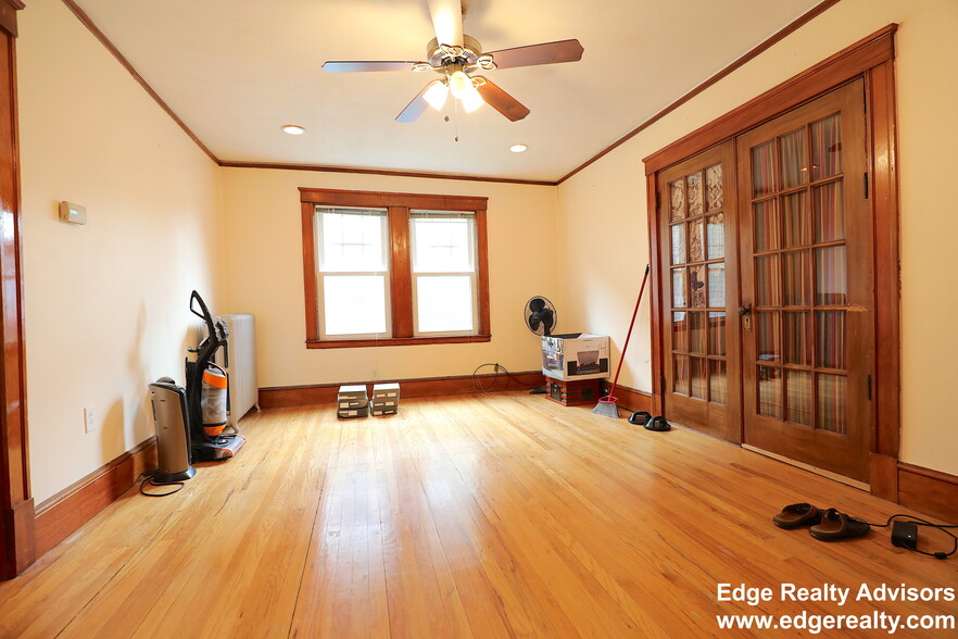 Building Photo - 118 Nonantum St