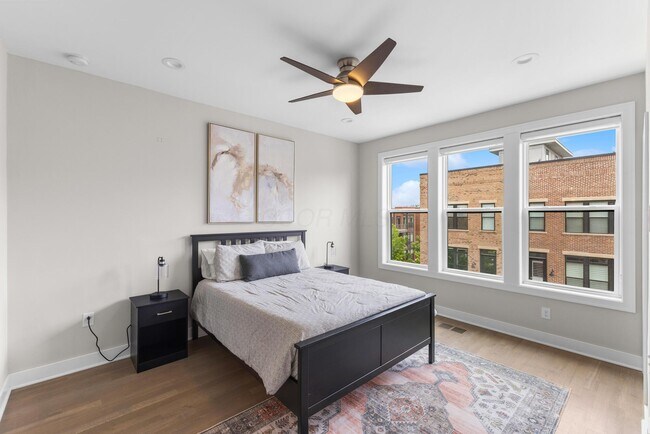 Building Photo - 293 Auden Ave