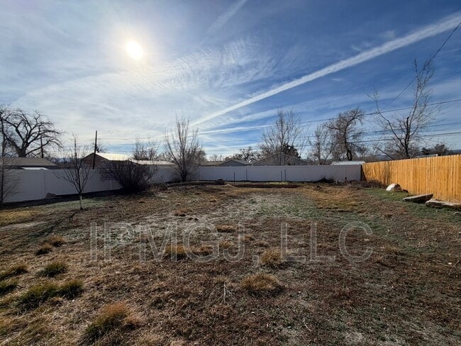 Building Photo - 2917 Formay Ave