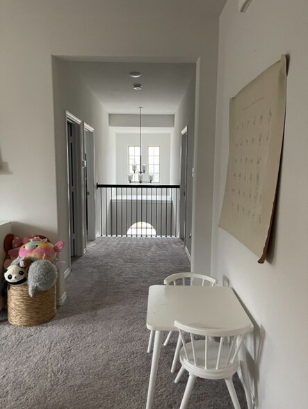 Building Photo - 531 Taylor Dr