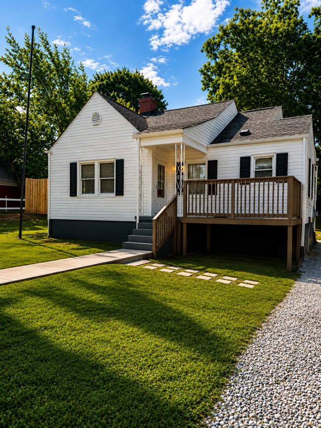 Building Photo - 335 Nathan Hunt Dr