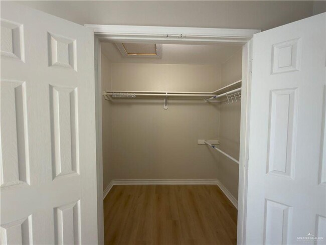 Building Photo - 19 Sumpter Ct