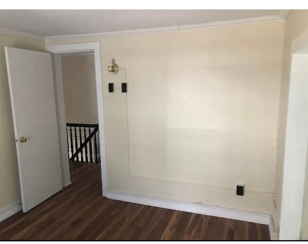 Building Photo - 64 Ontario St