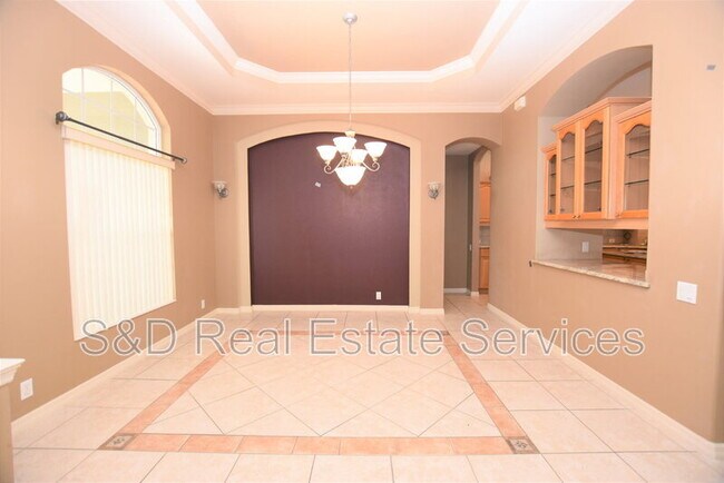 Building Photo - 2218 Longleaf Cir