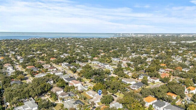 Building Photo - 4102 W Sevilla St