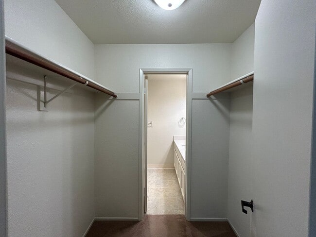 Building Photo - Large 2 BR / 2 BA featuring Cathedral Ceilings, Washer & Dryer, Plus Parking Included!