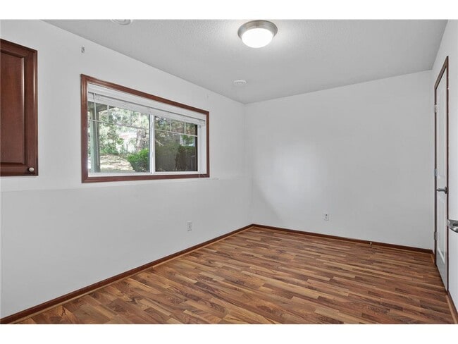 Building Photo - 2102 Cedar Grove Trail