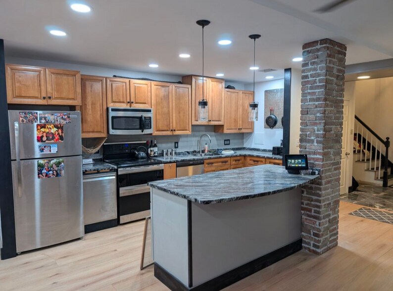Kitchen - 200 Market St