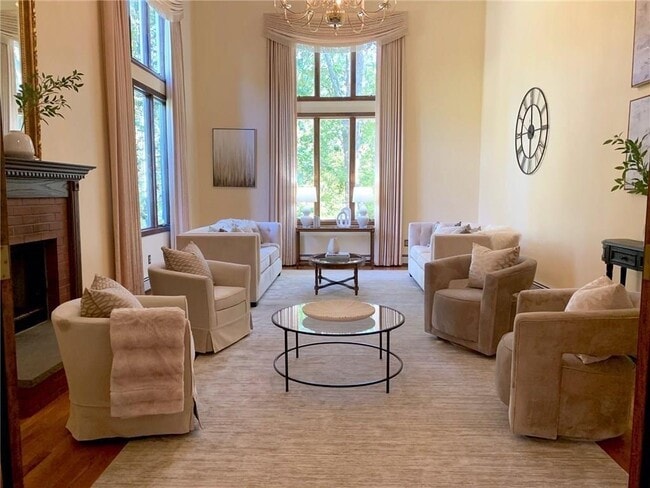 Building Photo - 48 St George Ct